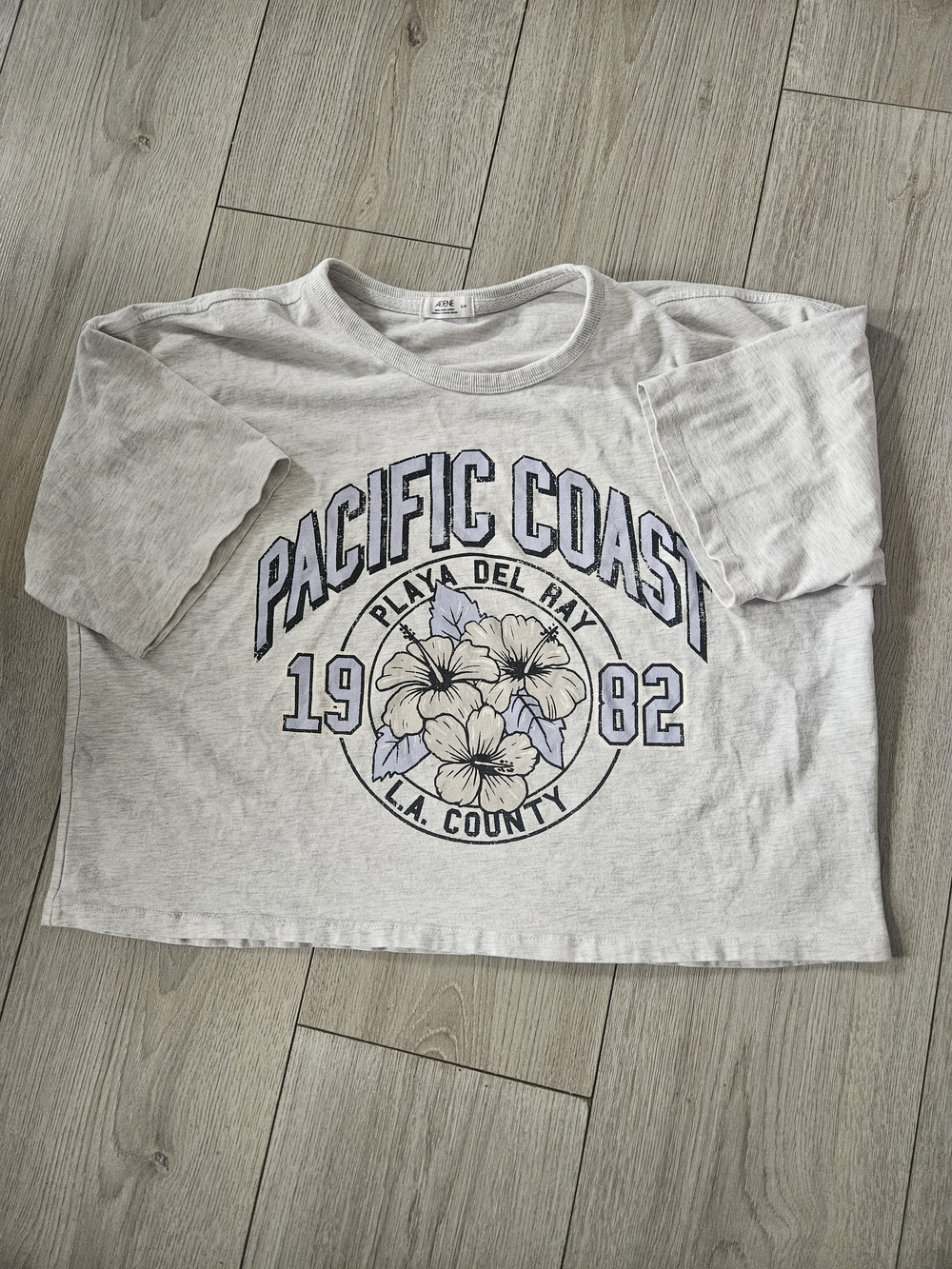 Ardene Heather Grey Graphic Crop Top Tee Pacific Coast Playa Del Ray Size S